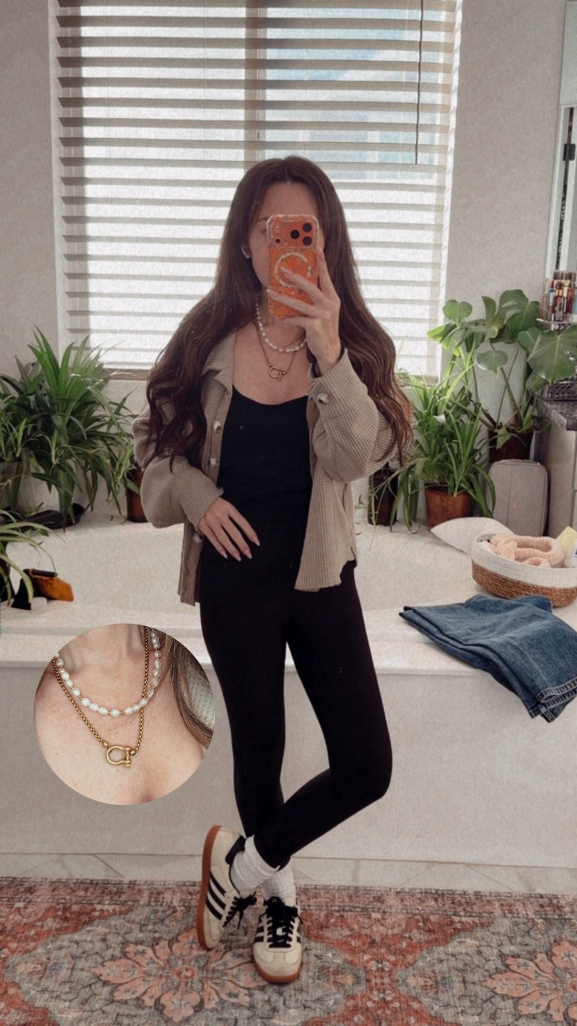 My ootd for getting things done around the house! 