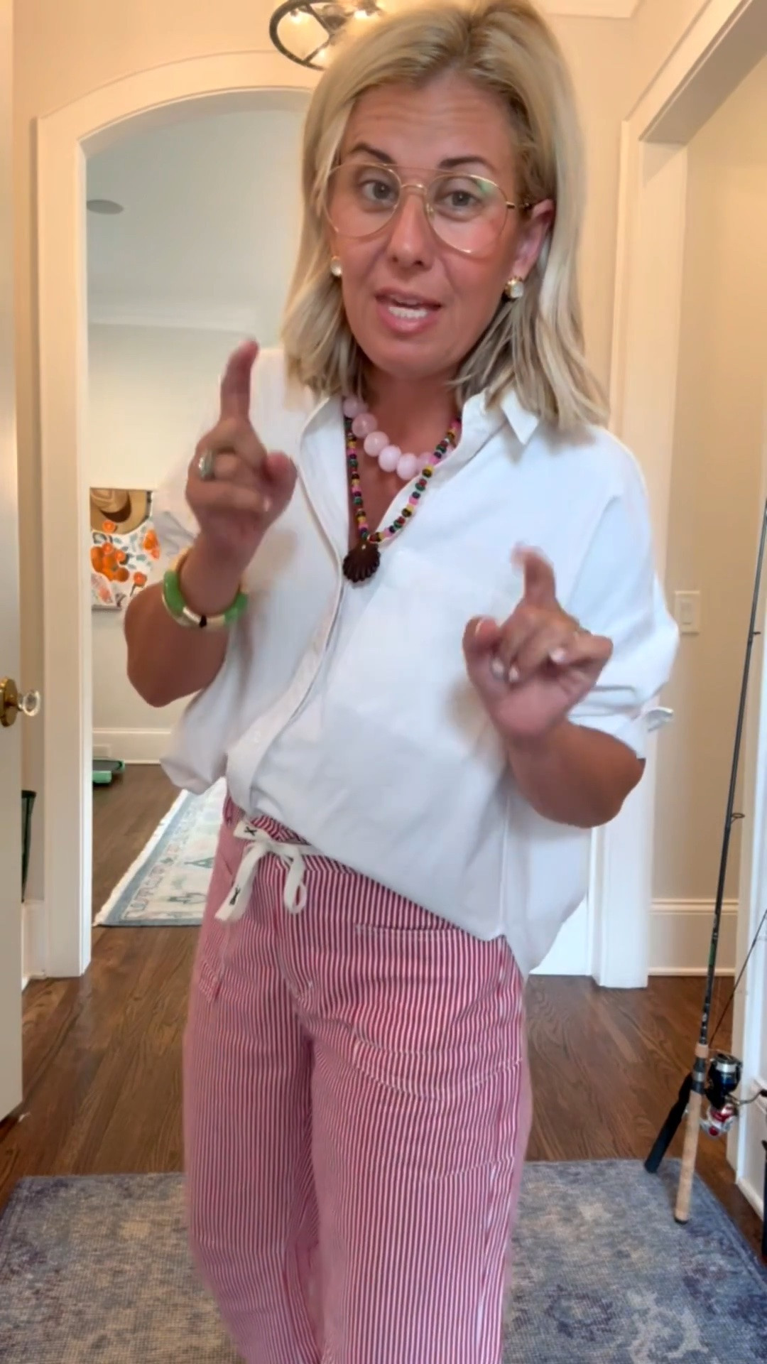 OOTD…Mabel top with the cutest new pants from Willow Tree!! 
Top - xs
Pants - small
Sandals - 38.5 (size 1/2 up) 

*code Catherine20 at Allie + Bess