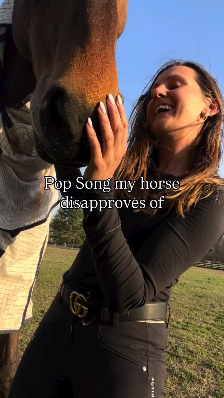 Sorry @lilbieber Swatch isn’t thrilled with the lyrics 
.
.
#equestrian #eventing #horsegirlenergy #equestrianlife