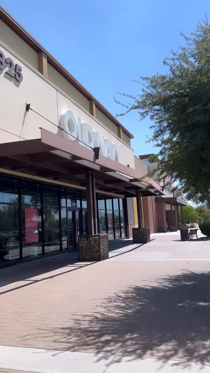 Old Navy - Fall Casuals (mama + baby edition!🤎🍂 

#oldnavy #oldnavykids #oldnavybaby #oldnavydresses #oldnavyflannels #flannelshirts #falldresses #fallstyle #mamaandbaby #babysets #babyclothing #kidsclothing #newbornclothing #newbornsets #babypajamas #falllooks 

#LTKstyletip #LTKsalealert #LTKVideo