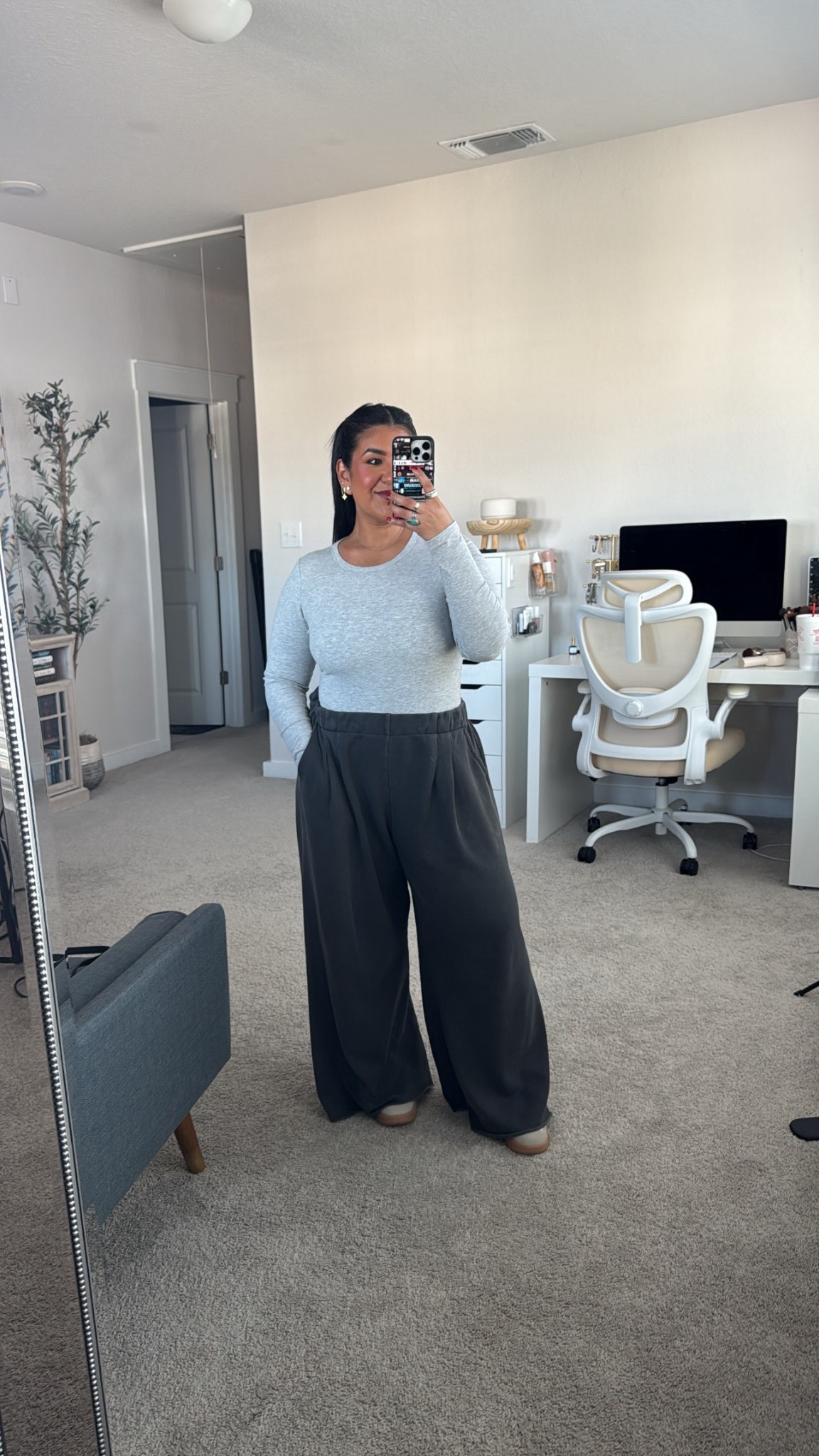 I’m 5’1” size 12 // Amazon bodysuit, large, true to size // Aerie lounge pants, large short (the short was still too long so I just cut them) // shoes true to size 

#LTKPetite #LTKootd #LTKMidsize