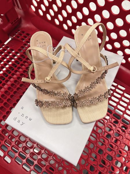 Floral wedges from Target! They come a white version too :)

#sandals #shoes #target #summer #spring #wedding #travel #heels 

#LTKSpringSale #LTKshoecrush #LTKstyletip