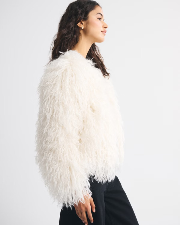 Collarless Short Faux Fur Coat | Abercrombie & Fitch (US)
