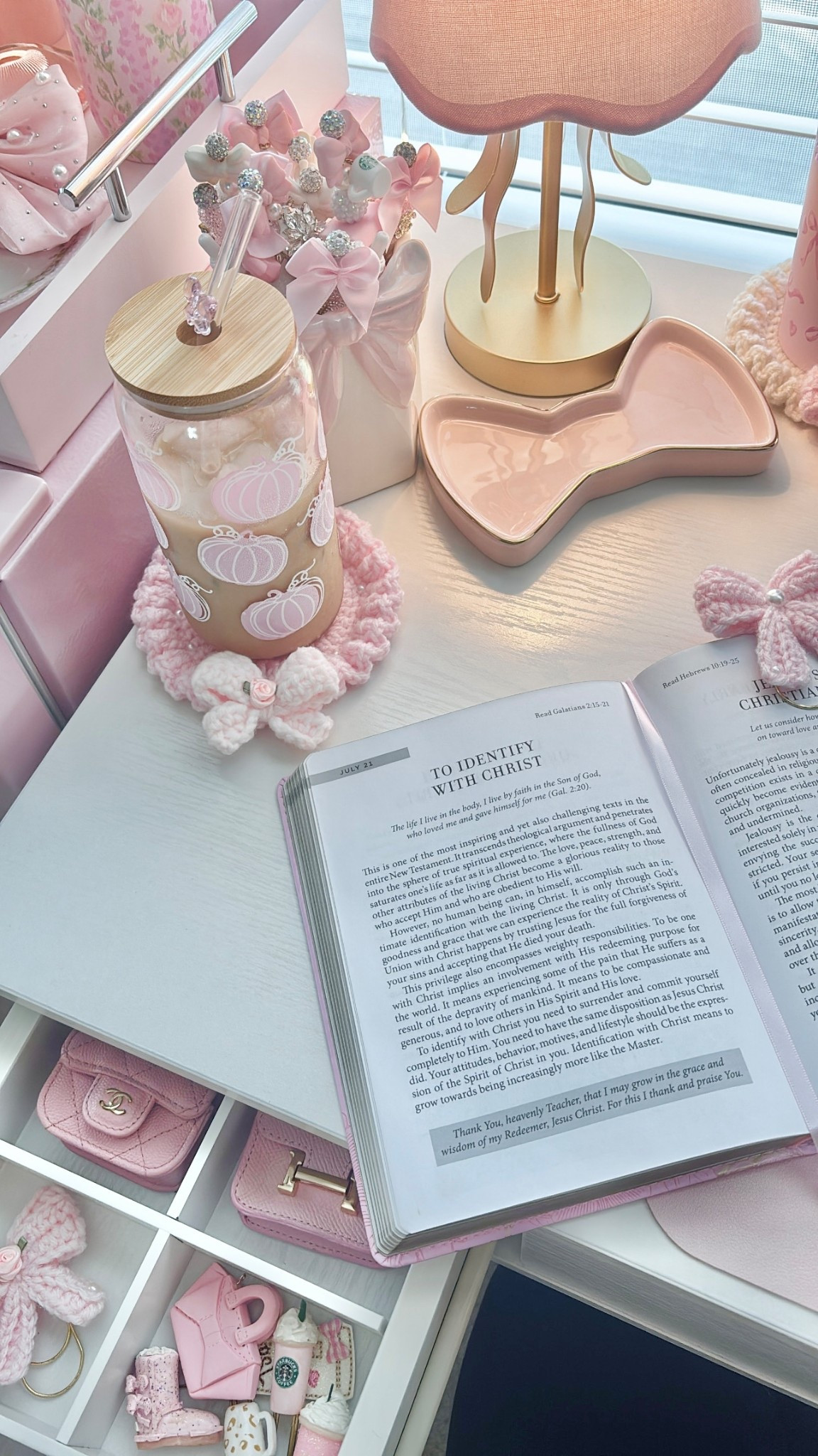 The cutest pink devotional 🫶🏻🎀🌸

#LTKHome