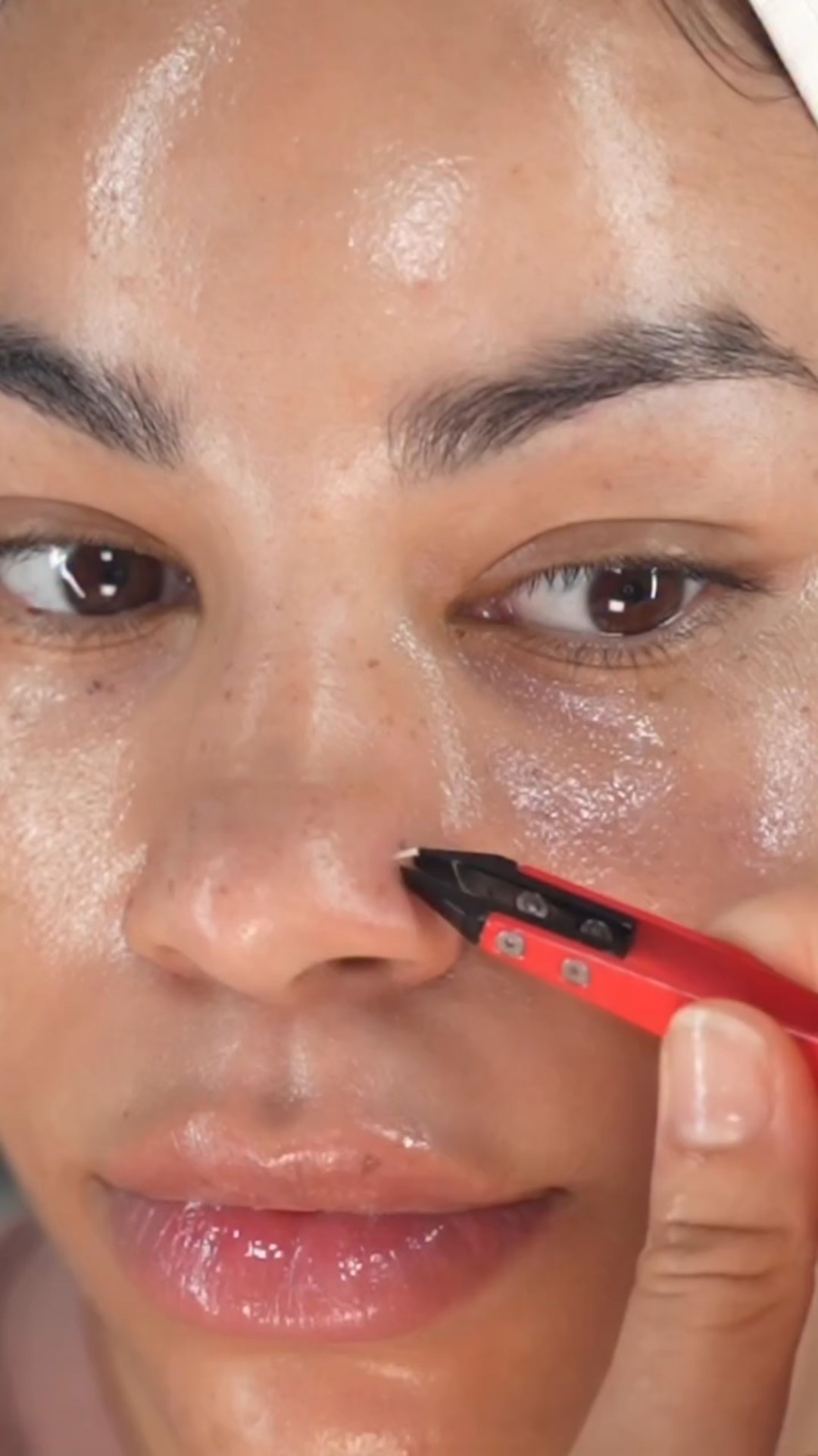 Let’s have a spa day 🧖🏽‍♀️ ✨ 
.
.
#skincare #selfcare #acne