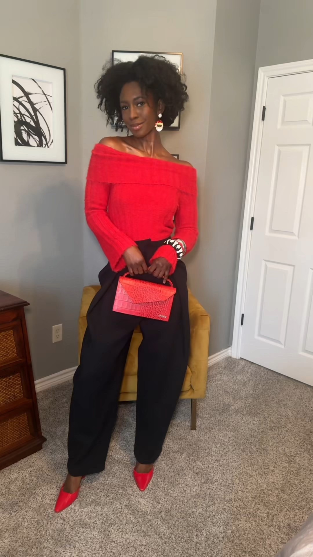 Christmas service at church Saw someone out and about in these Zara pants, asked for the exact product name, and purchased immediately lol. They're a look a like to the Jacquemus pants and I'm obsesseddddd. Best $70 ever spent.

Earrings & Bracelets: AliExpress
Top: DDs Discount
Pants: Zara 1255/577/800
Purse: Wura NYC
Heels: ShuDeal


Black barrel pants outfit dressy black pants outfit structured black pants red top outfit winter outfit Christmas outfitt

#LTKootd #LTKFindsUnder100 #LTKHoliday