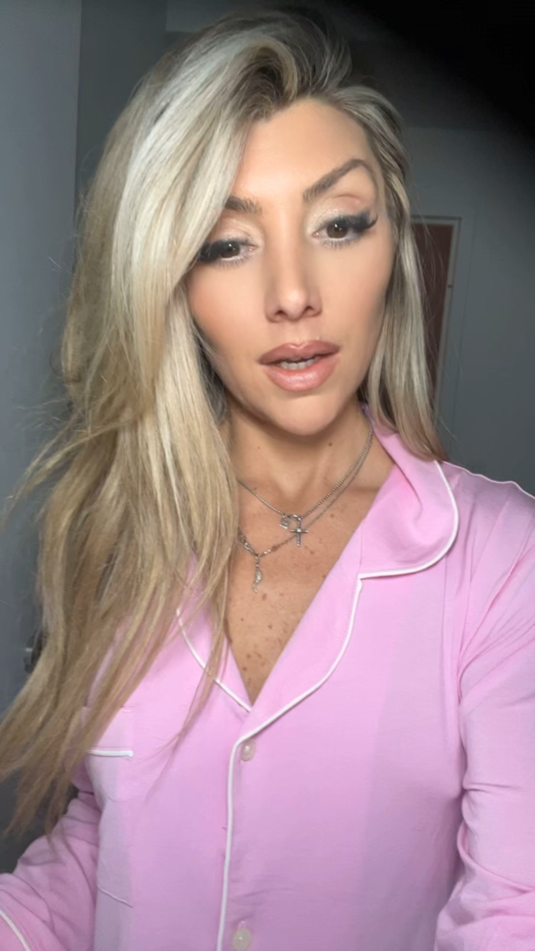 I sleep in only comfy clothes and finally found a ‘feminine’ set thats buttery soft and super cutesy! I have super sensitive skin and this is cooling and comfortable! 

#LTKBeauty #LTKStyleTip #LTKFindsUnder100