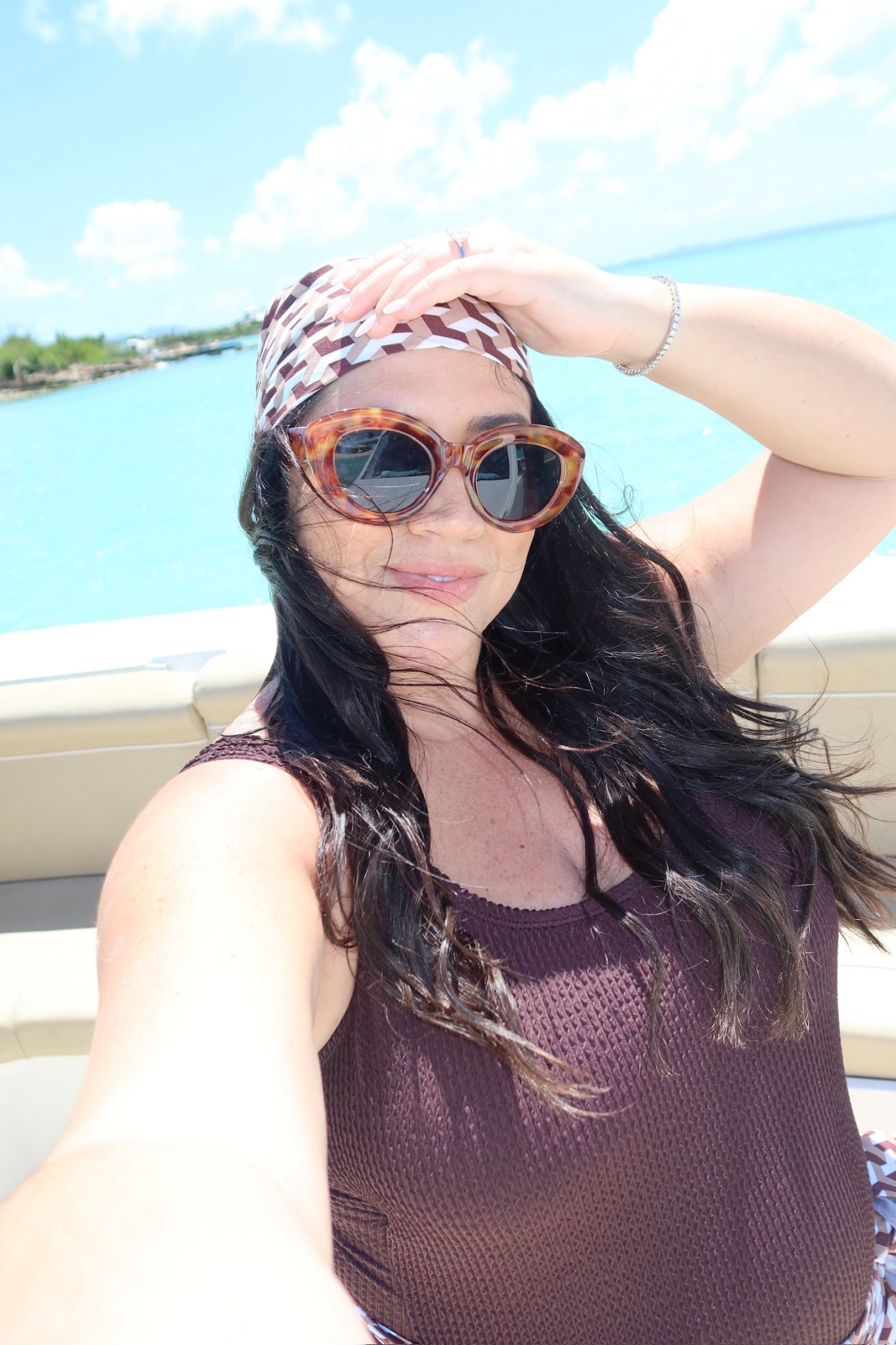 The perfect boat day look & these luxe looking sunnies are from Amazon! 

#LTKSwim #LTKTravel #LTKootd