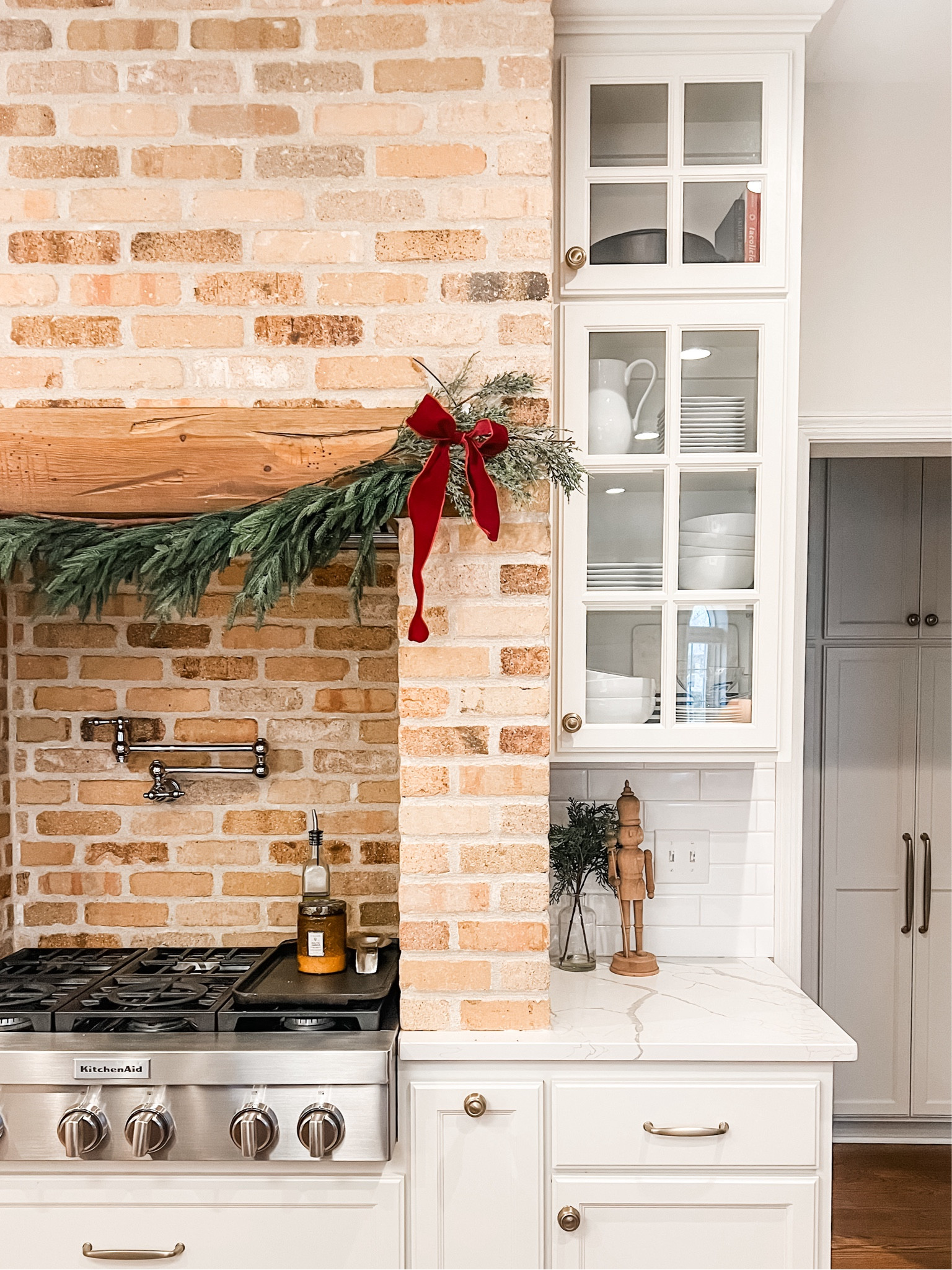 🌲 added some festive flair to the kitchen ✨ 

#LTKHome #LTKHoliday #LTKSeasonal