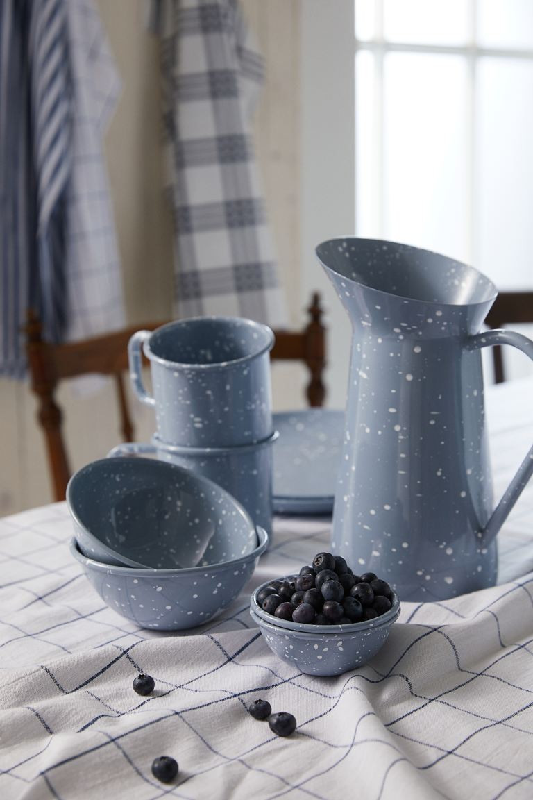 Metal Carafe | H&M (US + CA)