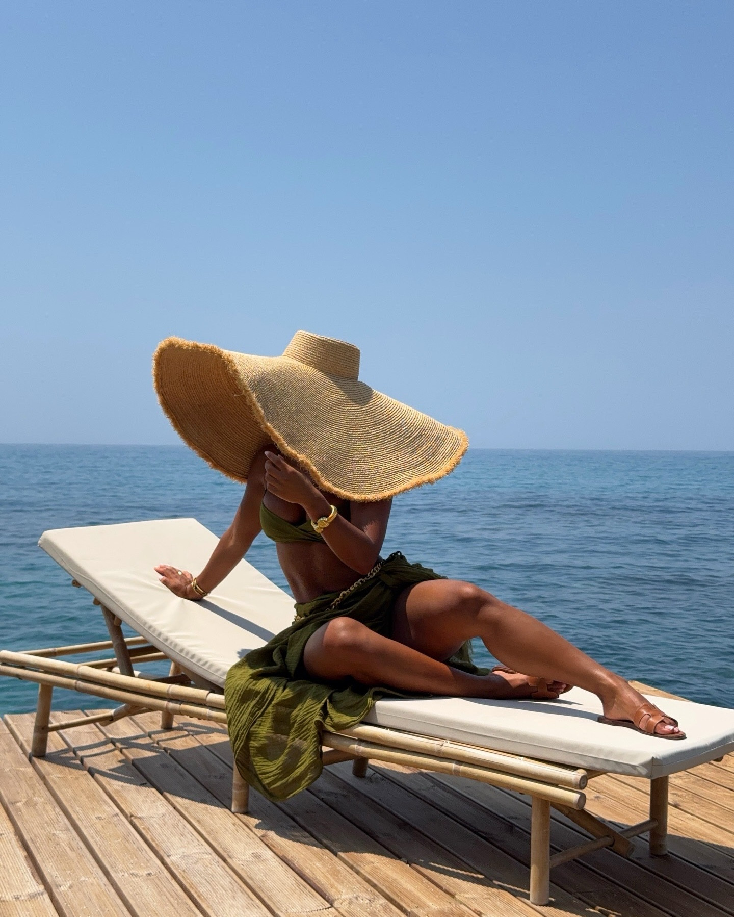 outfits I wore from my favourite brand Monday swimwear 🥹🎀