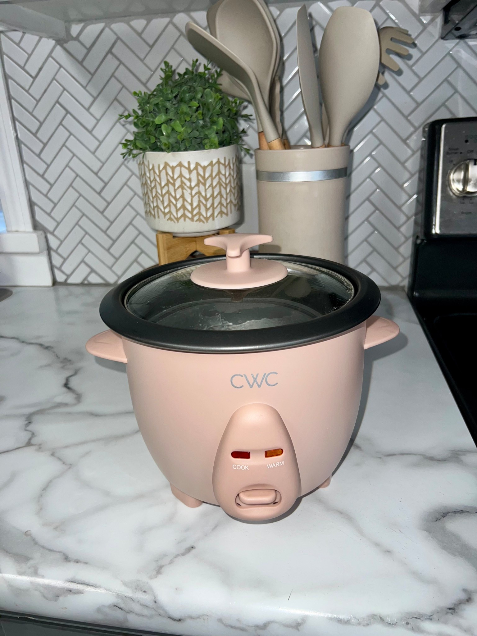 If you don’t have a rice cooker, you need one! 

#LTKFindsUnder50 #LTKSpringSale #LTKHome
