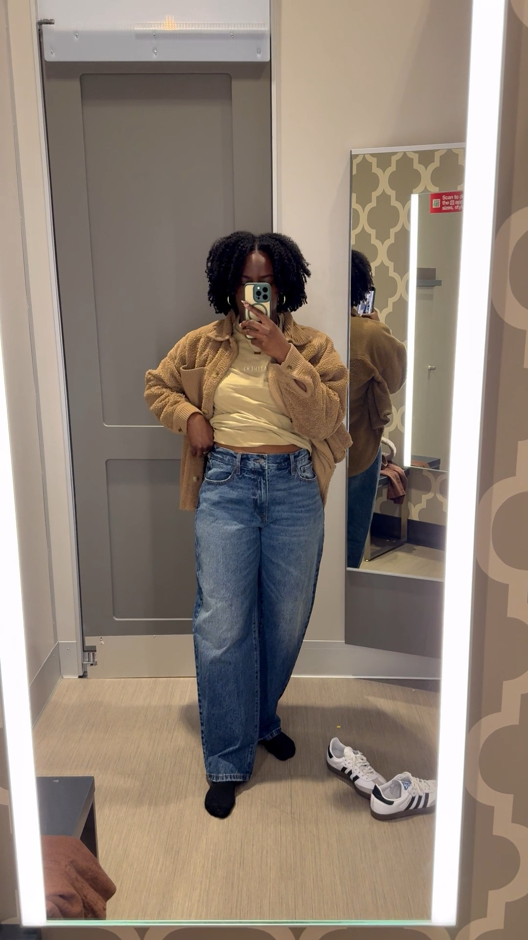 Support black women—ALWAYS! Thank you KBB for the perfect barrel jeans! 
