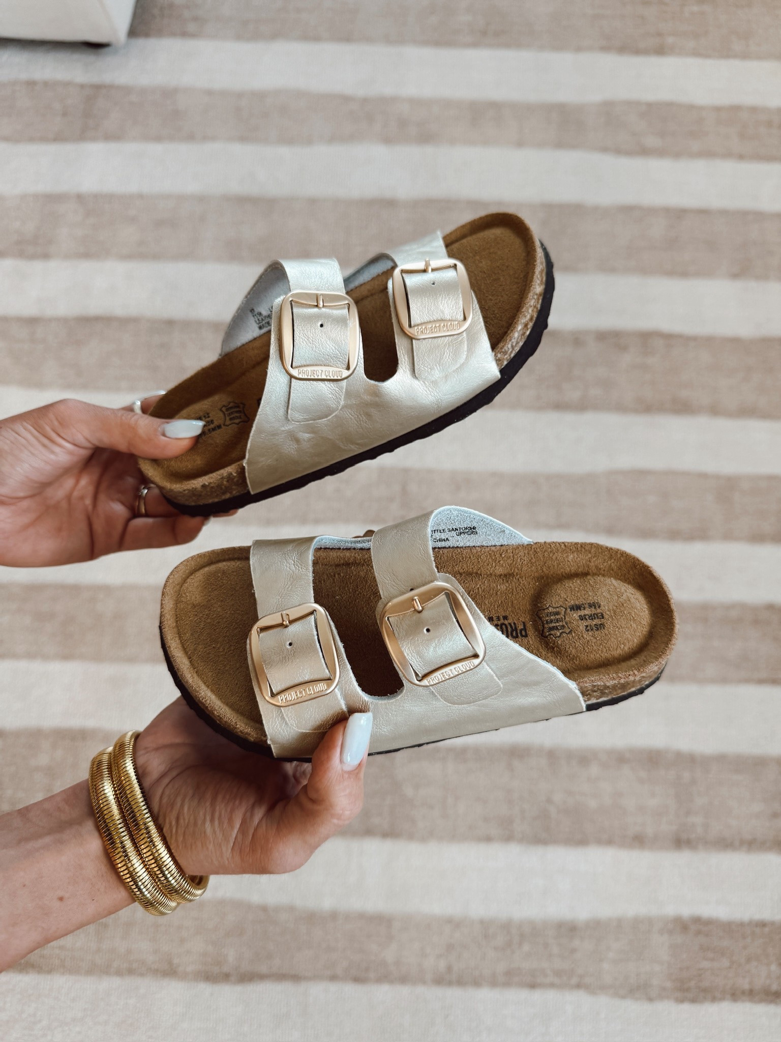 A summer closet staple..✨

#LTKsummer #LTKfashion #LTKshoes