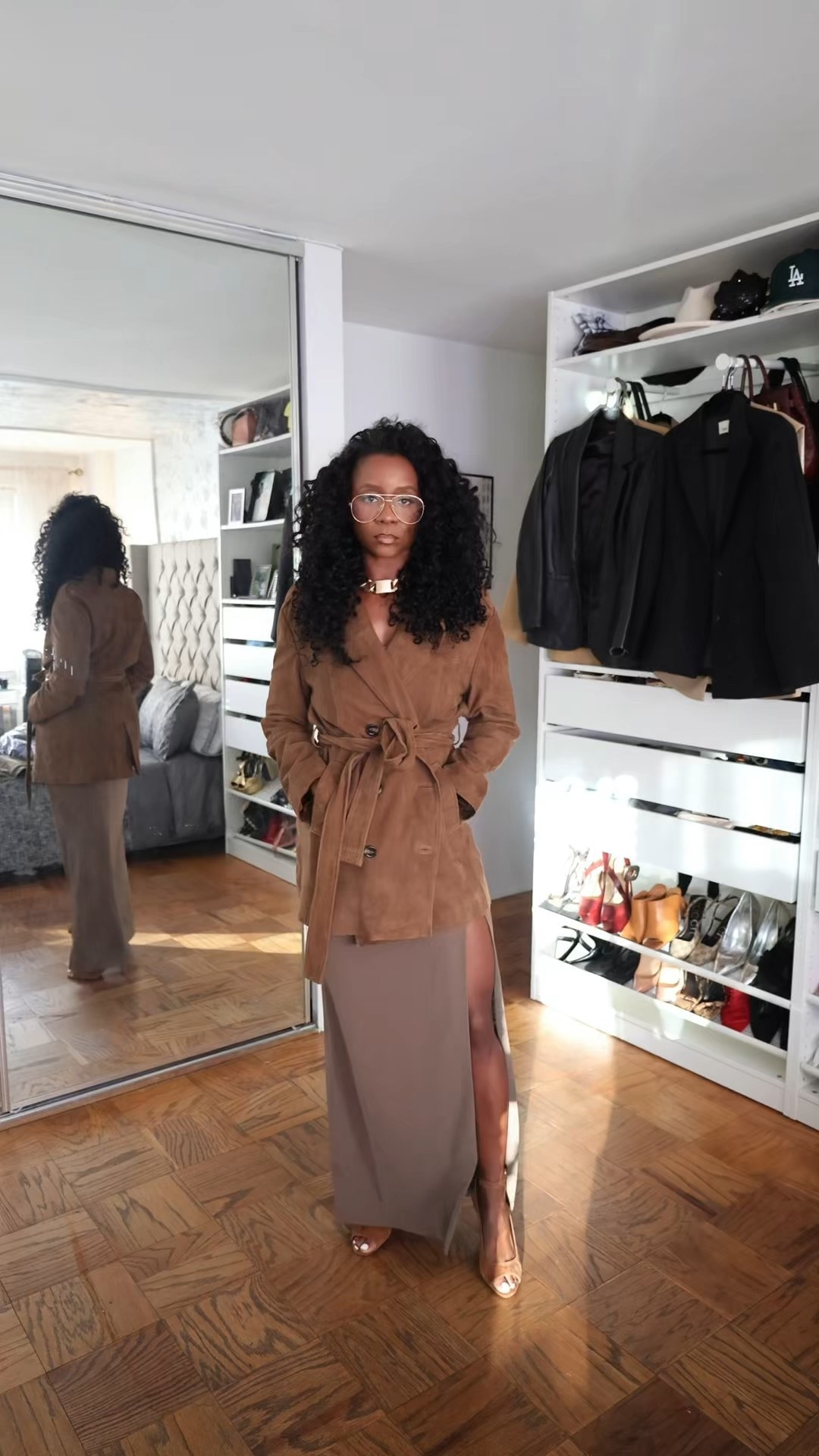 Chic fall outfit formulas you’ll actually wear this season.
Think luxe textures, smart layering, and pieces you can dress up or down — suede, tailoring, sporty accents, and a little fringe moment for fun.

Shop the looks & similar pieces here ⤵️
(fall jackets, tailored trousers, knee-high boots, elevated basics, and statement outerwear)

fall outfit ideas, fall jackets, trench coat outfit, fringe jacket, sporty chic style, elevated casual outfits, suede jacket outfit, fall style inspiration, chic fall wardrobe, neutral fall outfits


#LTKSeasonal #LTKStyleTip