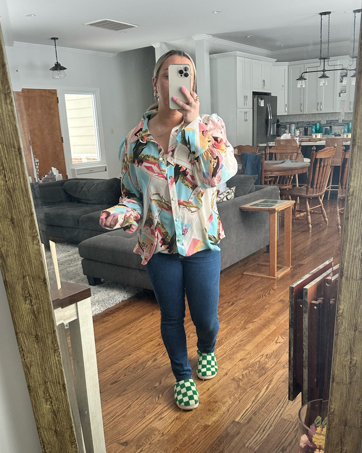 This shirt is giving main character energy 🎨✨ The colors, the print, the effortlessly chic vibe—I’m obsessed! Amazon coming through with another statement piece. Would you wear this? Shop now on LTK! #AmazonFashion #StatementStyle #LTKFinds 

#LTKWatchNow #LTKStyleTip #LTKFindsUnder50