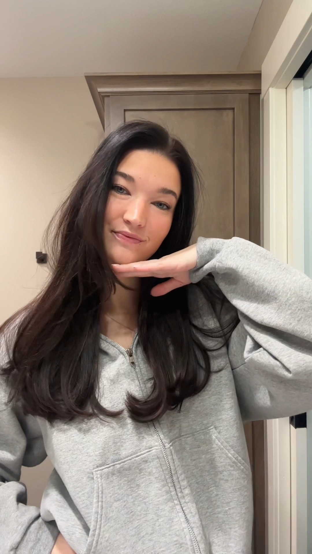 Makeup routine!!

#LTKBeauty