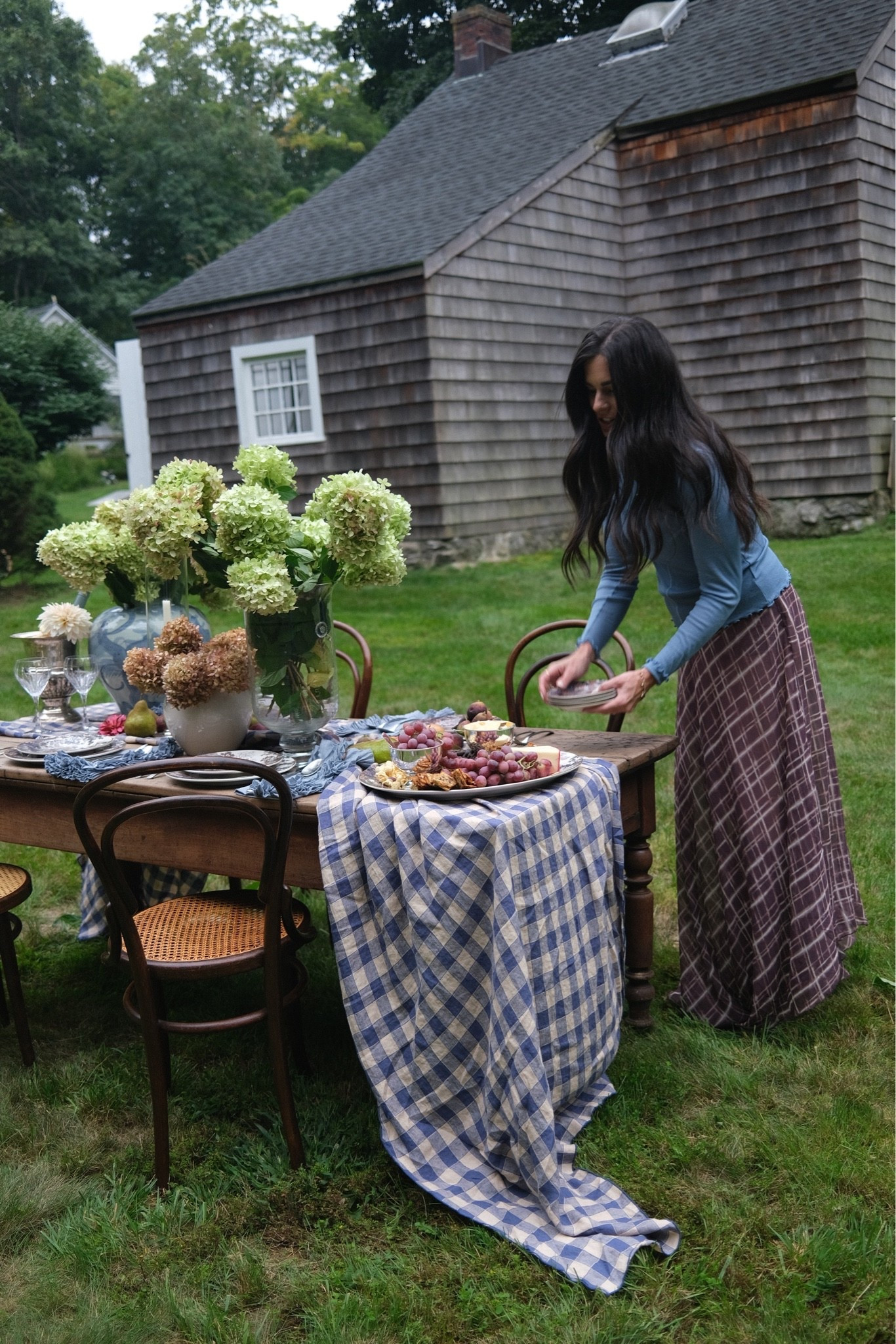 Fall witchy outfit, maroon maxi skirt and slate blue combo

#LTKSeasonal