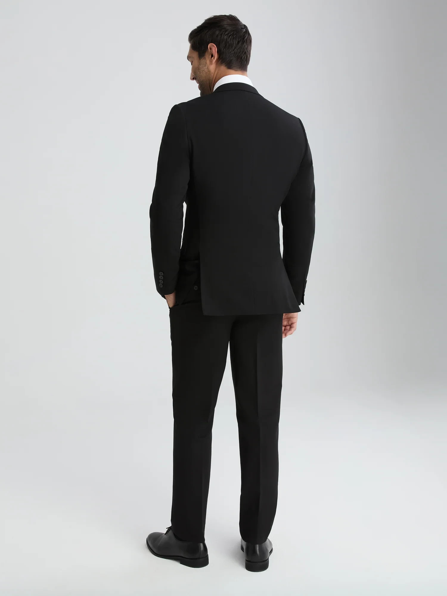 Men's Black Dress Pants | Suits for Weddings & Events | SuitShop | SuitShop