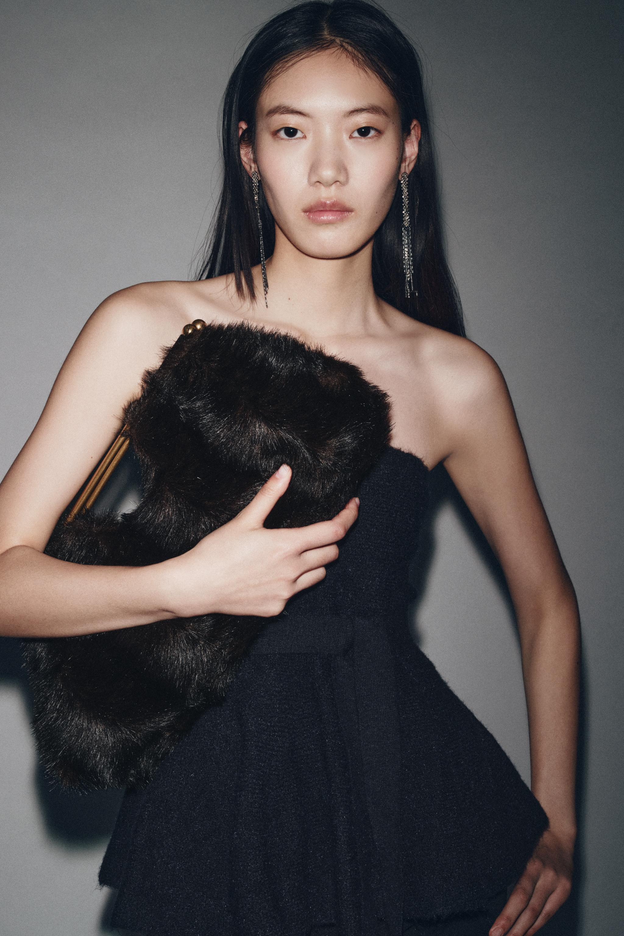 FAUX FUR CLUTCH | Zara US