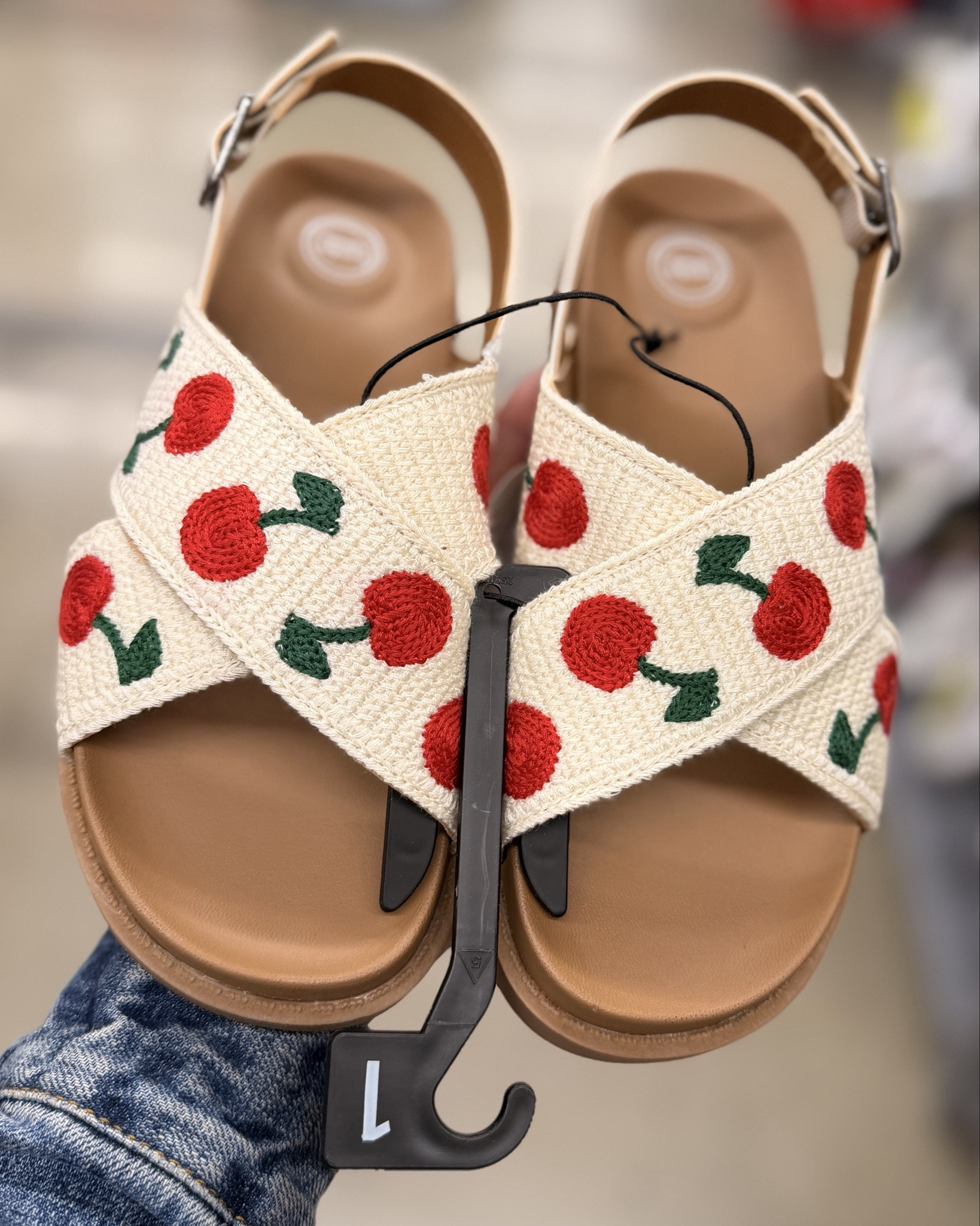 Look how cute these kids sandals are… they scream SUMMER 🍒

#LTKootd #LTKKids