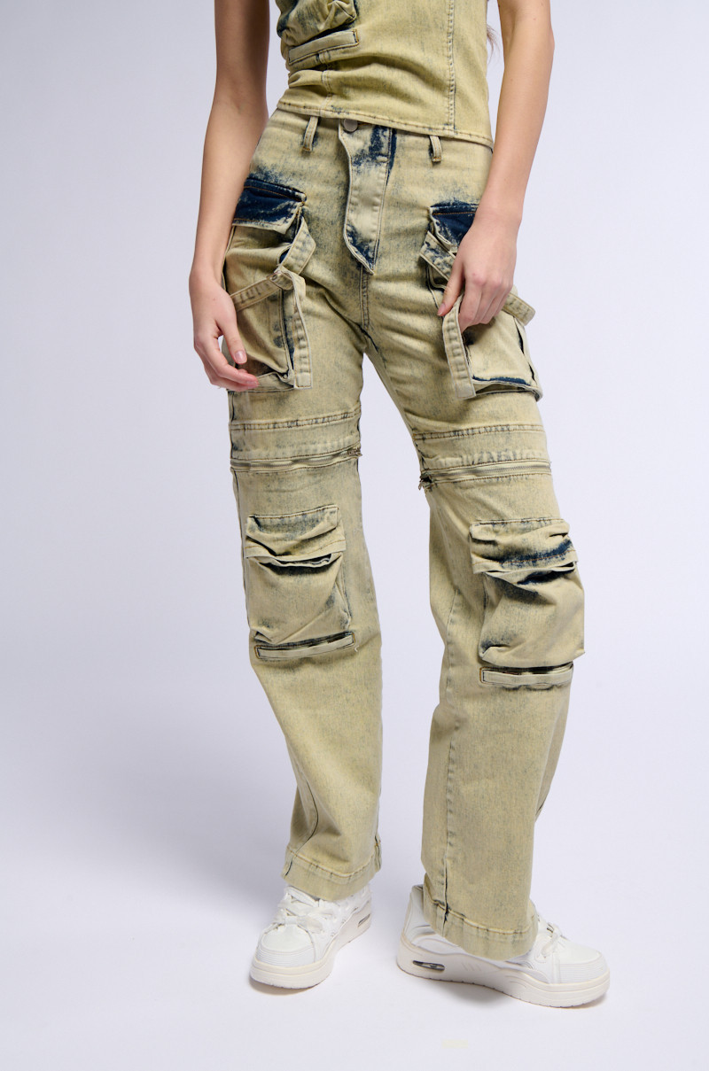CAPRICE DISTRESSED DENIM CARGO CONVERTIBLE ZIP OFF PANT | AKIRA