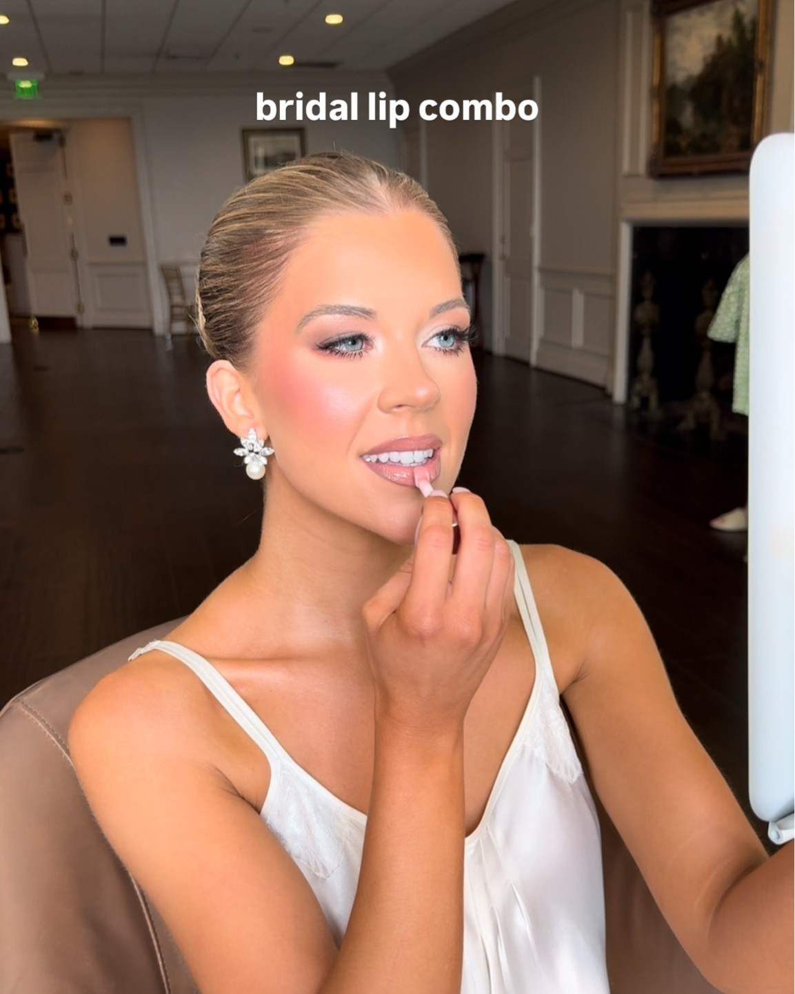 Scarlett’s bridal lippie