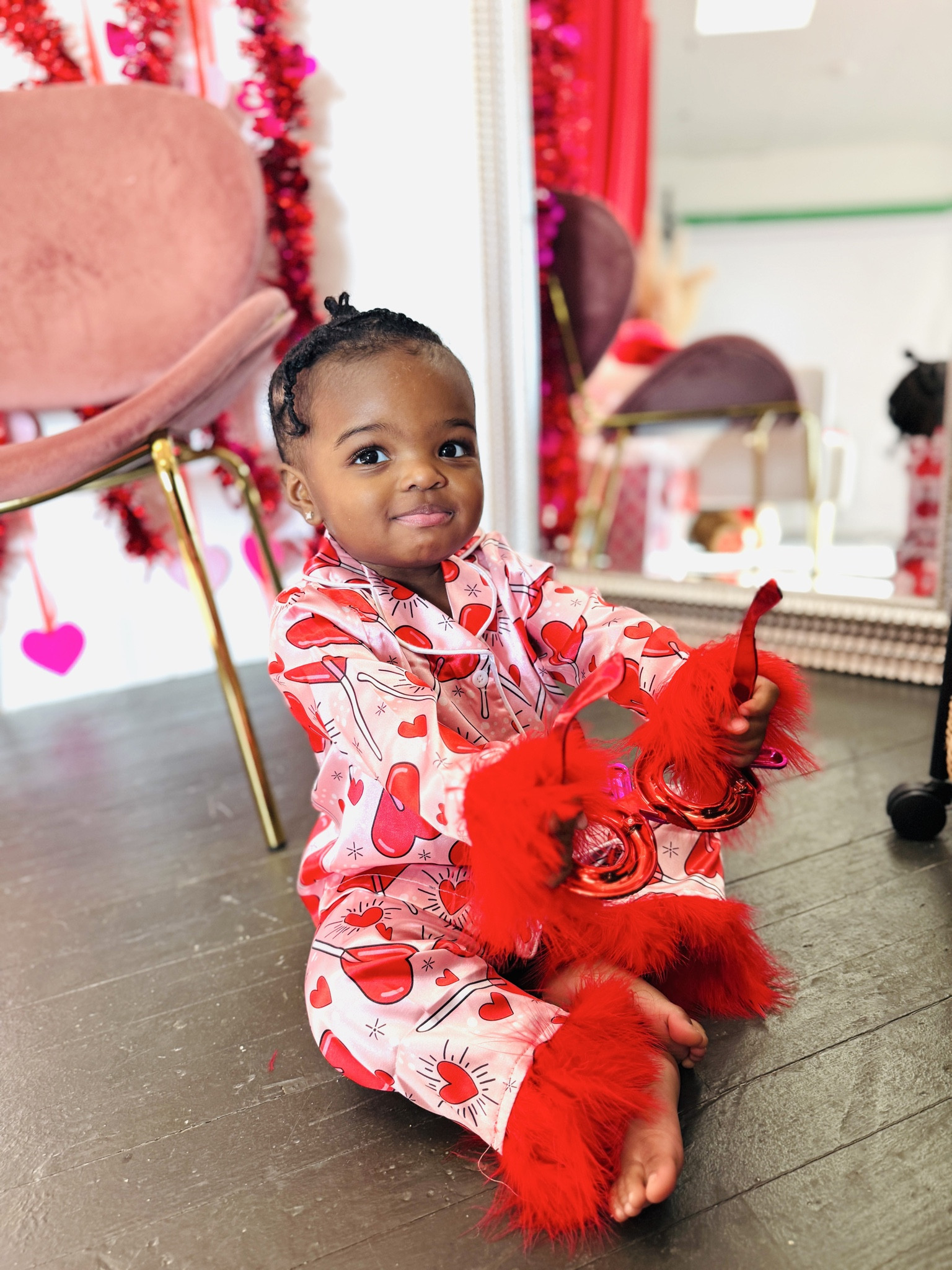 Super cute toddler Valentine’s Day pajamas 💕✨
Soft, comfy, and perfect for bedtime, movie nights, and all the love-month cuddles.
I linked my favorite toddler Valentine PJ finds on LTK so you can grab the cutest sets before they sell out.

#toddlerpajamas #valentinesdaykids #kidsleepwear #cozypjs #toddlerfashion #LTKkids #LTKfinds #LTKsale #shoppingfavorites #onlineshopping #parentapproved #ShoppingWithPriiincesss #Atlantamom #AtlantaCreator #Atlantacontentcreators

#LTKBaby #LTKKids #LTKSeasonal
