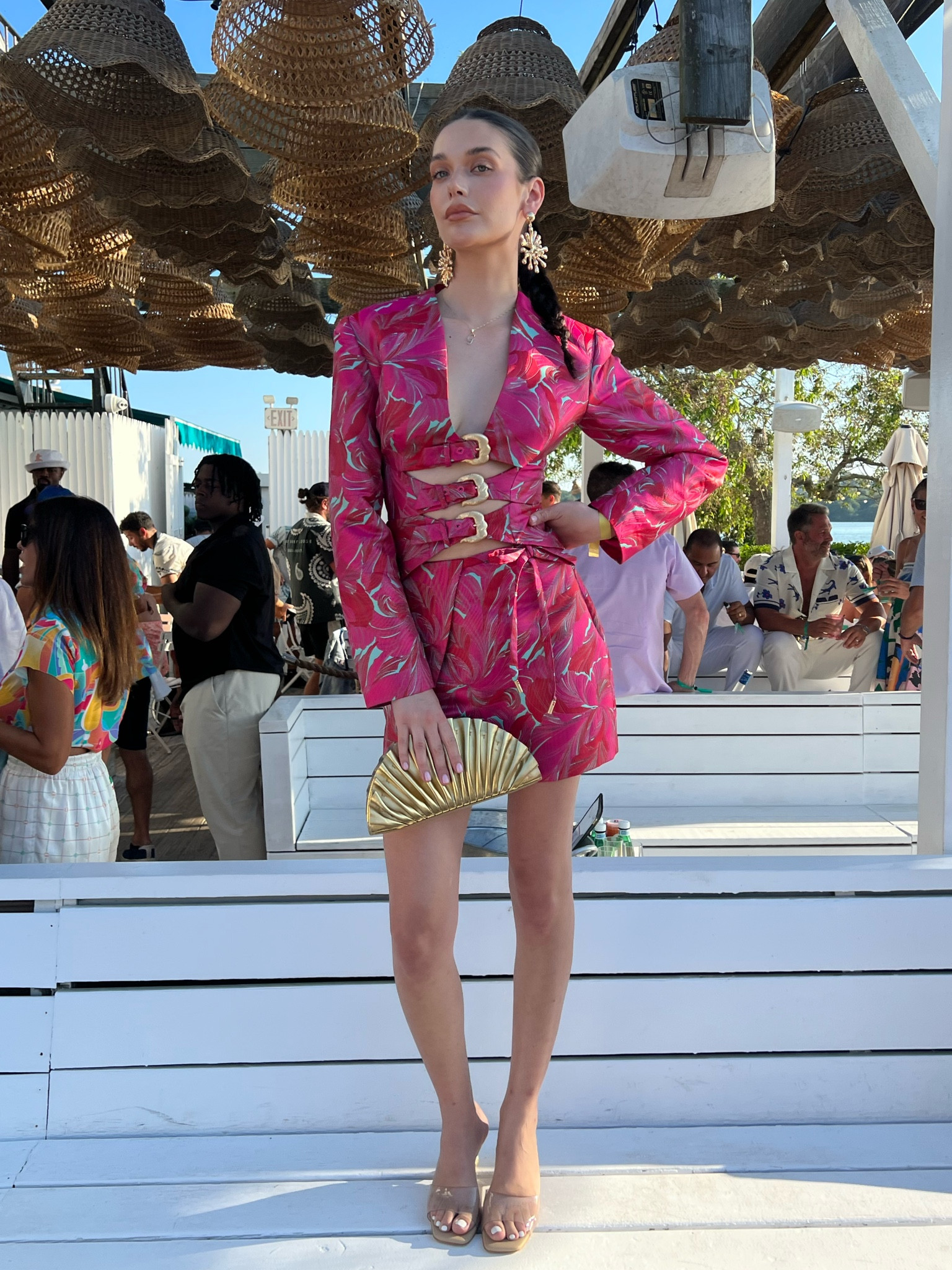 Dancing in the cutest outfit in Montauk 🐚🌊

#LTKitbag #LTKparties #LTKstyletip