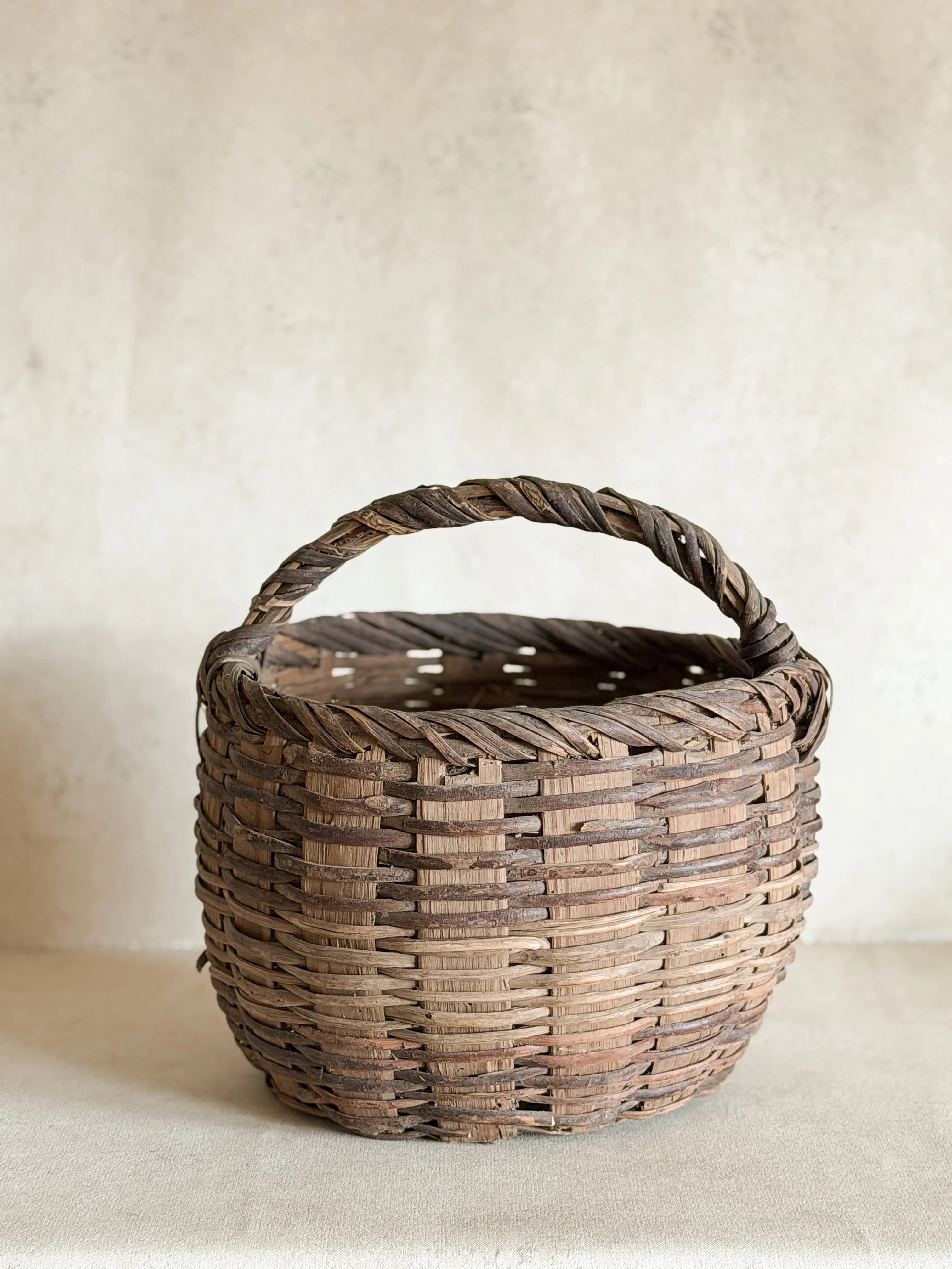 Briar Market Basket | Cottage and Key
