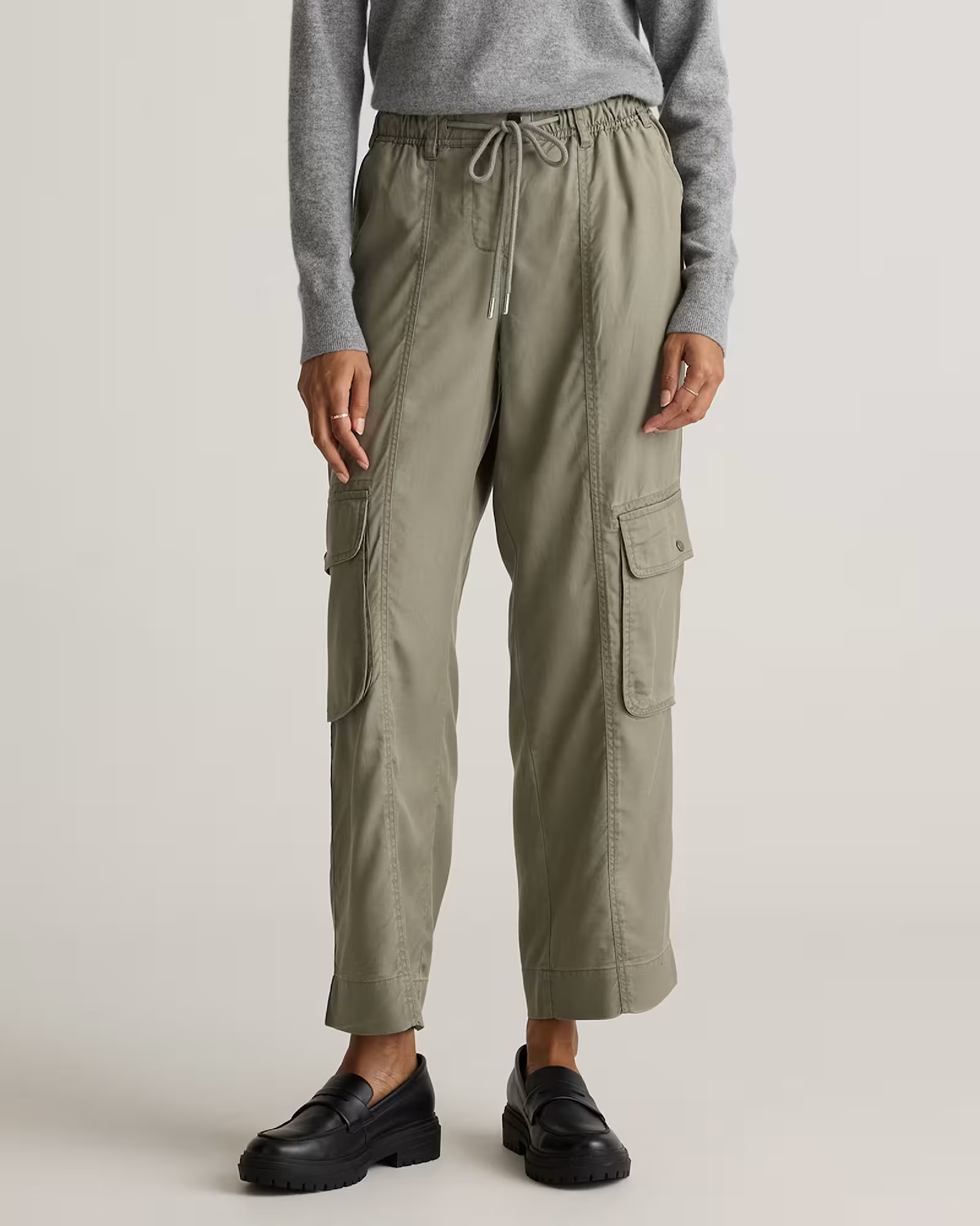 Olive Women's Vintage Wash Tencel Drawstring Cargo Pants | Quince