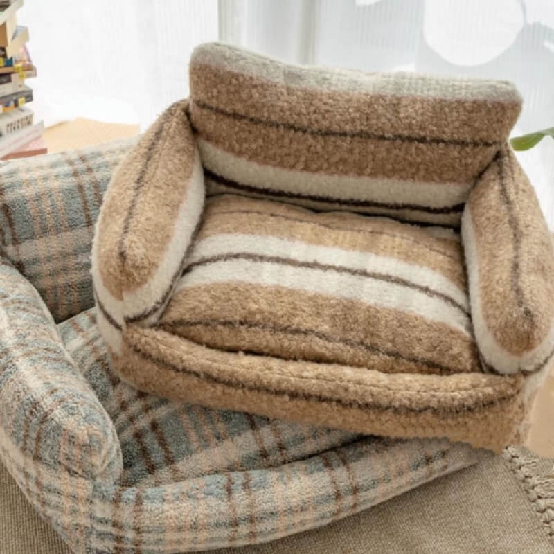 Lazy Holiday Plush Cozy Dog & Cat Sofa Bed | FunnyFuzzy Affiliate Program
