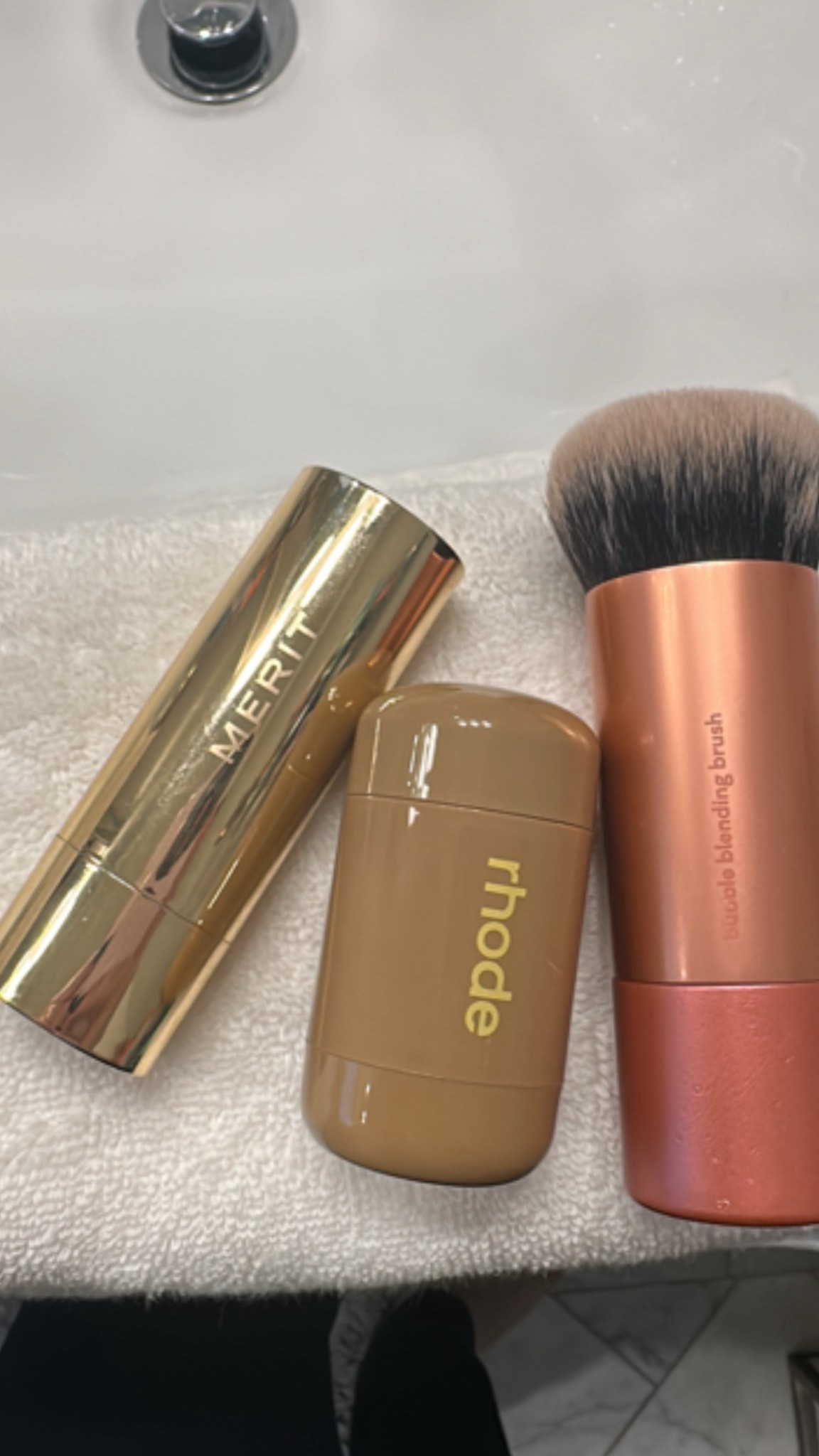 quick 2 minute sun-kissed routine 🌞 this brush makes everything so easy to blend!

#LTKFindsUnder50 #LTKStyleTip #LTKBeauty