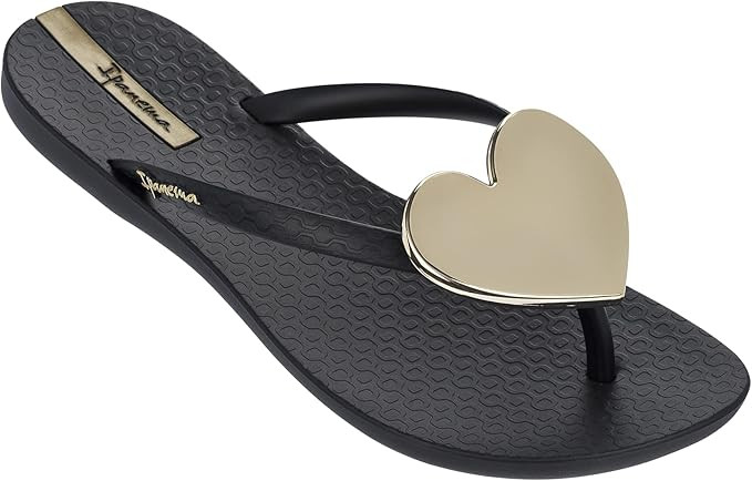 Ipanema Women's Wave Heart Flip Flop | Amazon (US)