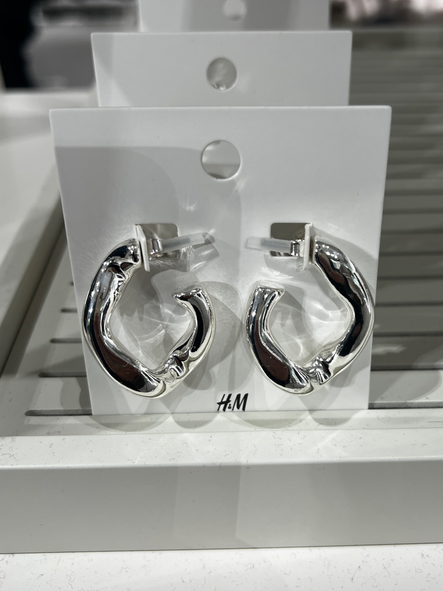 Statement earring find! These have just the right amount of detail to tie a look together! 

#LTKFindsUnder50 #LTKStyleTip #LTKFindsUnder100