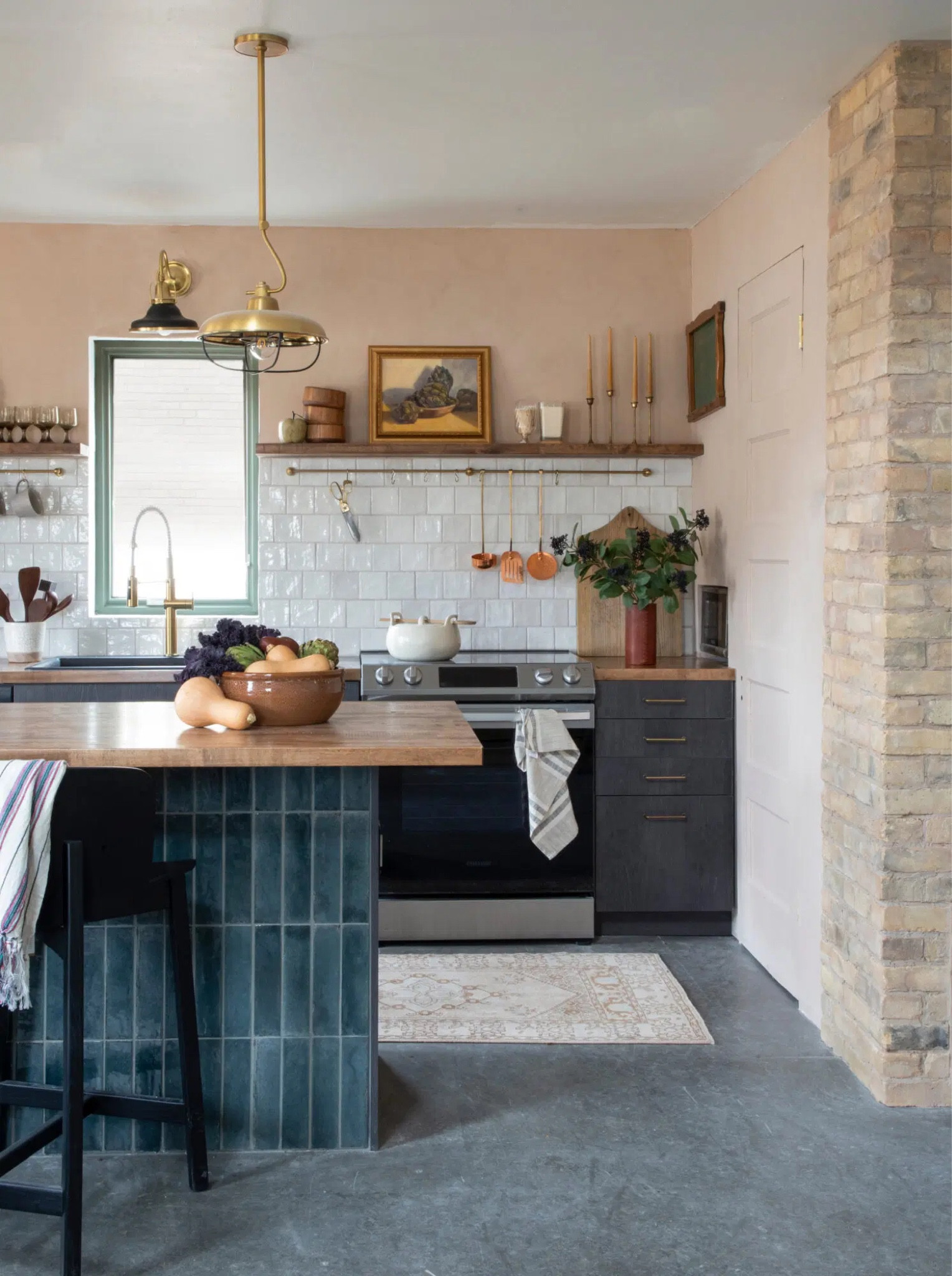 The Loft House is such a quirky house. It provided me with the opportunity to create unique spaces. I’m sharing some of my favorite and similar items from the Loft Kitchen. 

#LTKhome