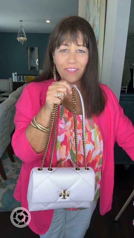 New Tory Burch bag from Saks. Love the light pink leather. So cute for Summer. 

#pinkhandbag
#toryburch
#saks

Follow my shop @417bargainfindergirl on the @shop.LTK app to shop this post and get my exclusive app-only content!

#liketkit 
@shop.ltk
https://liketk.it/4FGYt

Follow my shop @417bargainfindergirl on the @shop.LTK app to shop this post and get my exclusive app-only content!

#liketkit #LTKitbag #LTKitbag
@shop.ltk
https://liketk.it/4FQ0B