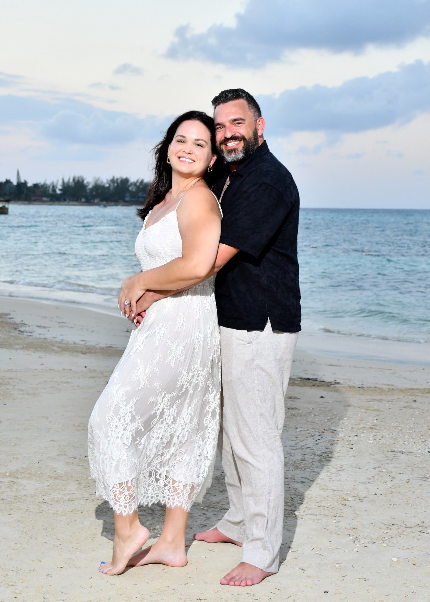 Wearing a medium in this dress — it’s perfect for any special occasion! Has adjustable straps & is super stretchy and comfortable!

Anniversary dress, wedding dress, beach wedding idea, family photos

#LTKStyleTip #LTKWatchNow #LTKSeasonal