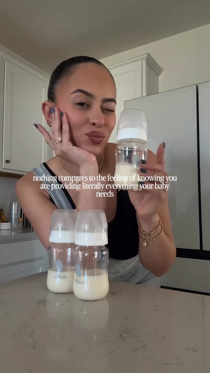 motherhood is definitely for me 🍼🤍

#LTKmomlife #LTKdayinmylife #LTKBaby