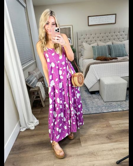 I love this Amazon dress for your beach vacation and it’s on sale wearing size small

Sandals are true to size

Amazon fashion
Resort wear


#LTKsalealert #LTKFind #LTKunder50