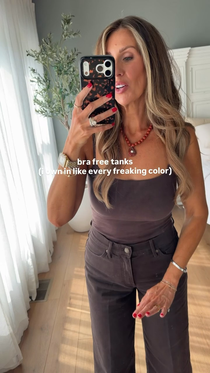 These bra free tanks are the kind of basic I end up wanting in every color. The built in support keeps everything smooth without dealing with bra straps, and they’re easy to wear alone now or layer under sweaters and jackets for fall.

bra free tank, built in bra tank, supportive tank top, everyday tank, layering tank, fall basics, women’s tank top, comfortable basics, transitional outfit, wardrobe staple, TheMomInStyle

#LTKootd #LTKSeasonal #LTKOver40