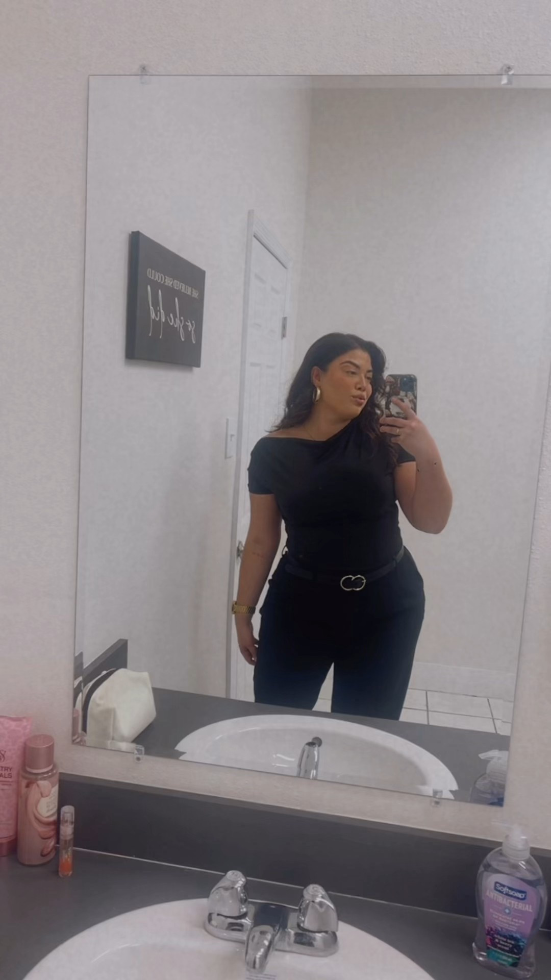 HR baddie but make it business casual 💼
Wearing my go-to workwear combo that’s simple, polished, and affordable — because looking put-together shouldn’t cost a paycheck 👏🏽

🖤 Top: Amazon
🖤 Slacks & belt: Target

Linked everything on my LTK for my fellow 9–5 girls who still want to feel confident walking into the office!

#WorkwearInspo #OOTD #AffordableOfficeStyle #TargetFinds #AmazonFashion #OfficeOOTD

#LTKWorkwear #LTKMidsize #LTKootd #LTKWorkwear