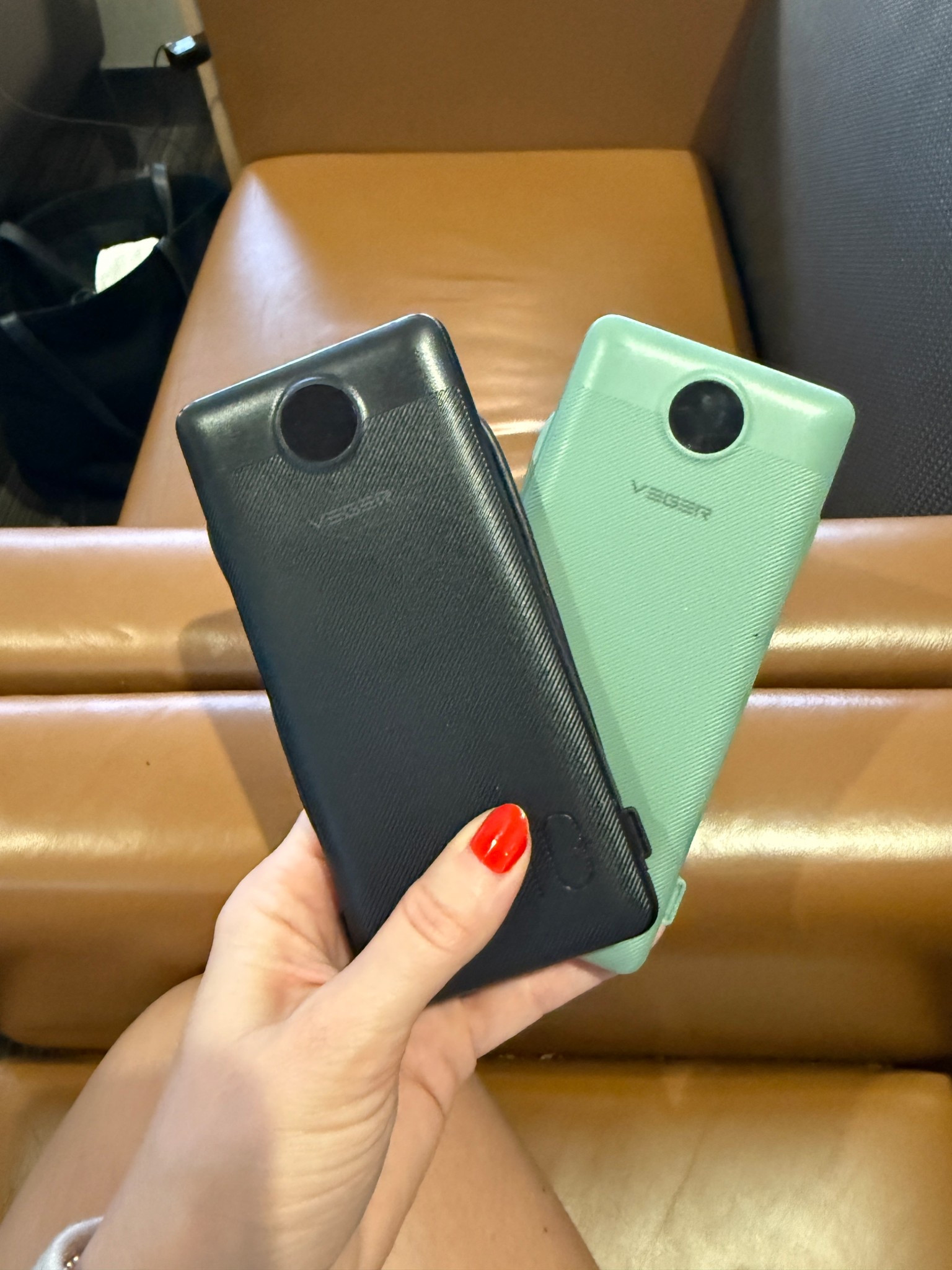 The best stocking stuffers! Portable chargers without wires! 

#LTKGiftGuide