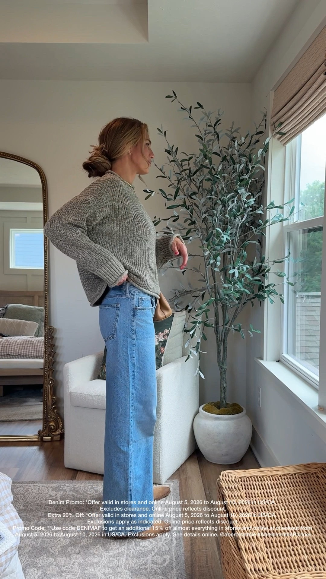 #AbercrombiePartner @abercrombie  is having their annual denim sale so if you are a tall girl looking for a long inseam jean that will last you for years these are it! Plus code DENIMAF get you an additional 15% off side wide. I’M WEARING low rise, loose JEANS in THE EXTRA LONG LENGTH MY TRUE SIZE SIZE 27 EXTRA LONG.. 
s I love that these fit more of a midrise on me so they are not awkwardly low. 

Denim Promo: *Offer valid in stores and online August 5, 2026 to August 10, 2026 in US/CA. Excludes clearance. Online price reflects discount.
Extra 20% Off: *Offer valid in stores and online August 5, 2026 to August 10, 2026 in US/CA. Exclusions apply as indicated. Online price reflects discount.
Promo Code: **Use code DENIMAF to get an additional 15% off almost everything in stores and online at checkout from August 5, 2026 to August 10, 2026 in US/CA. Exclusions apply. See details online.

#LTKTall #LTKSaleAlert