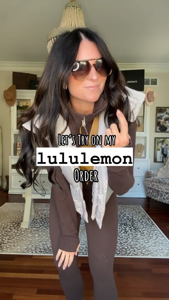 These fall colors at @lululemon are giving everything I need for all the warm cozy vibes🙌🏻 Espresso is my go to color and paired with their newest Wunder Puff Vest it is the perfect fall on the go look👌🏼 Simply like this post and comment “Link” and I’ll send you all the details straight to your inbox to shop🙌🏻
#lululemoncreator #ad 

#LTKSeasonal #LTKstyletip #LTKfitness