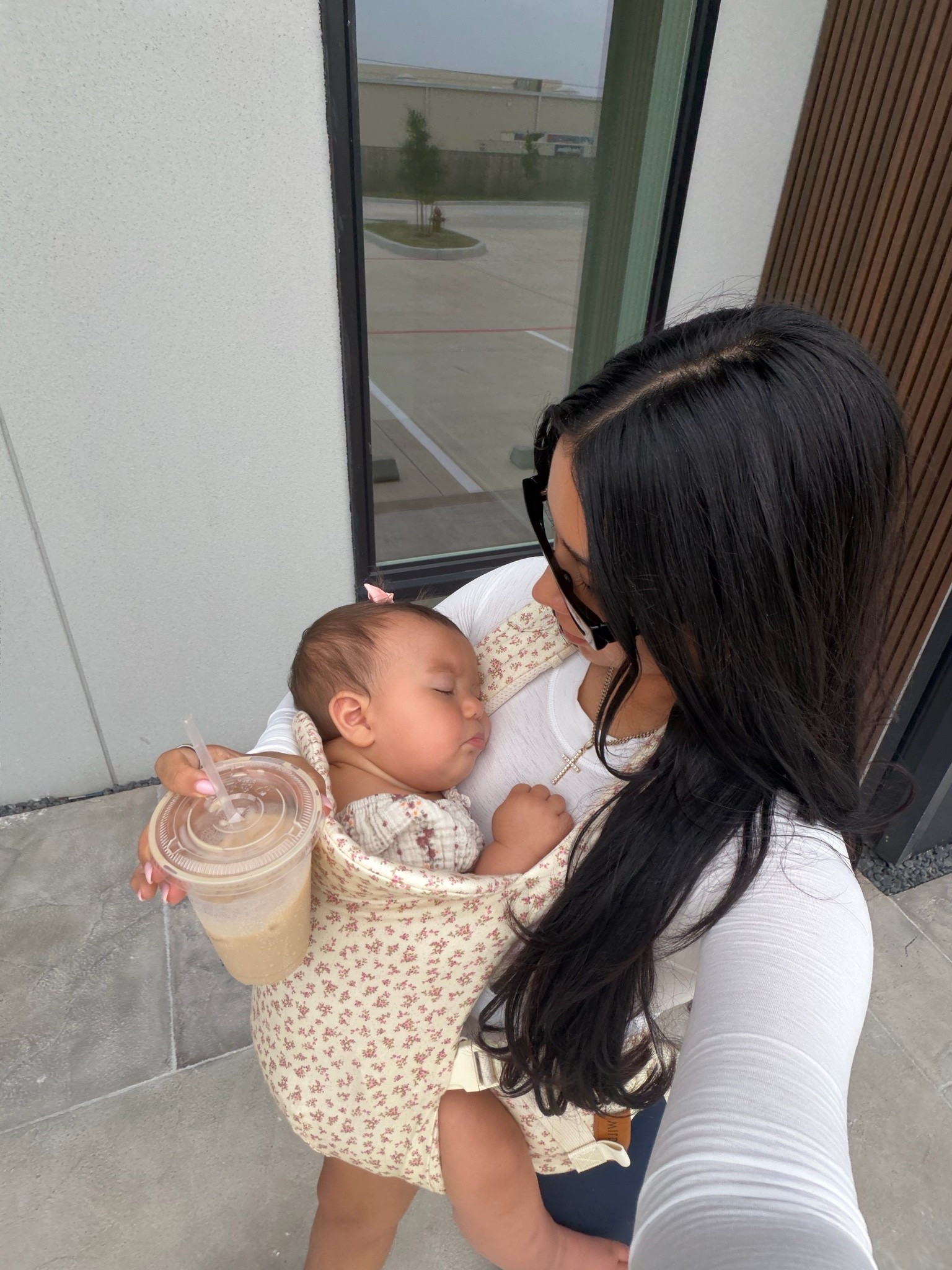 First time wearing form and I’m OVSESSED WITH the material!! Will def be ordering more🤭 comfiest sneakers for walking and this baby carrier is a must!!

#LTKmomlife #LTKActive #LTKMothersDay