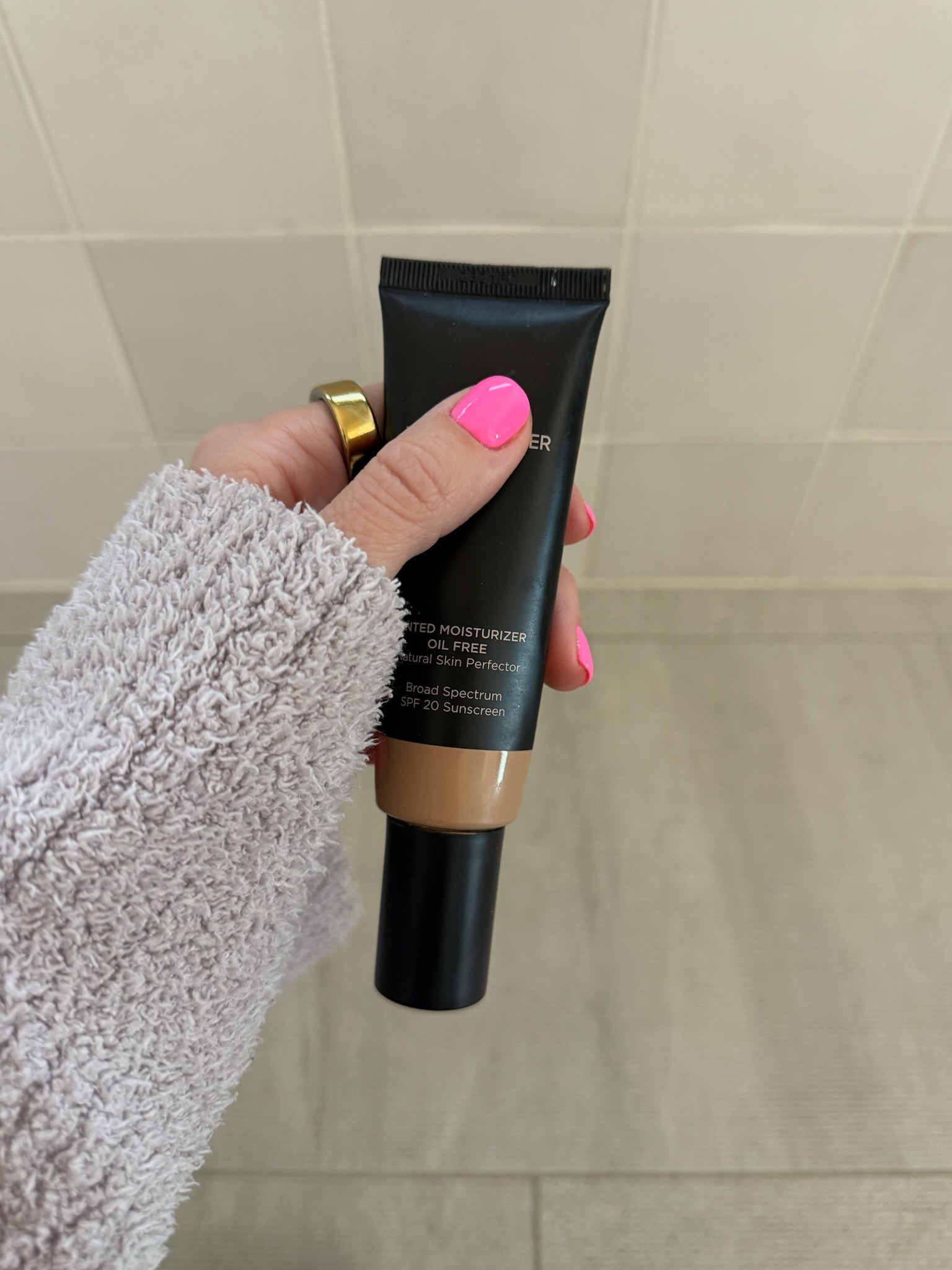 This is my favorite foundation! 

#LTKBeauty #LTKselfcare #LTKmomlife