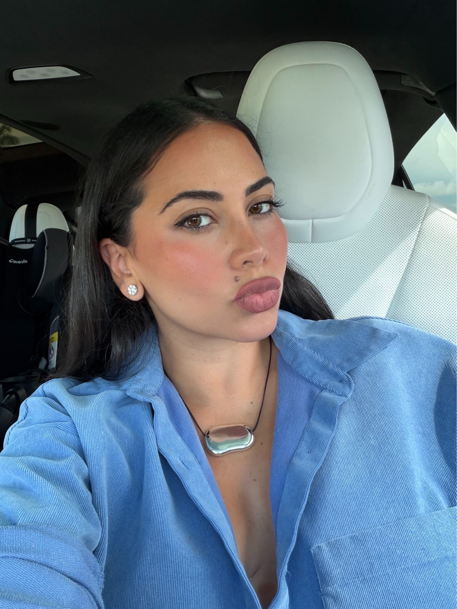 Today’s makeup look 💋 

fall makeup, 5 minute makeup, refy