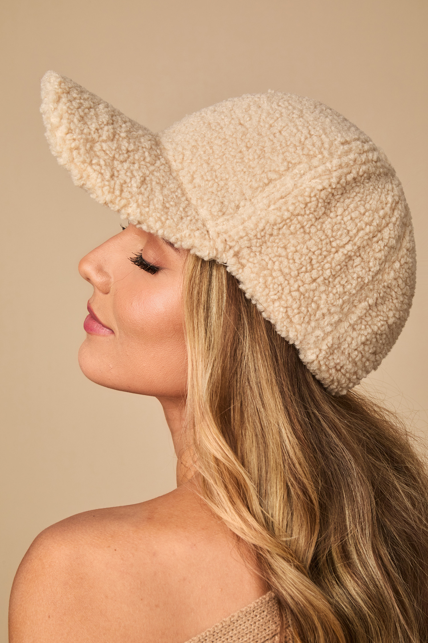 Beige Faux Shearling Cap - F | Cupshe US