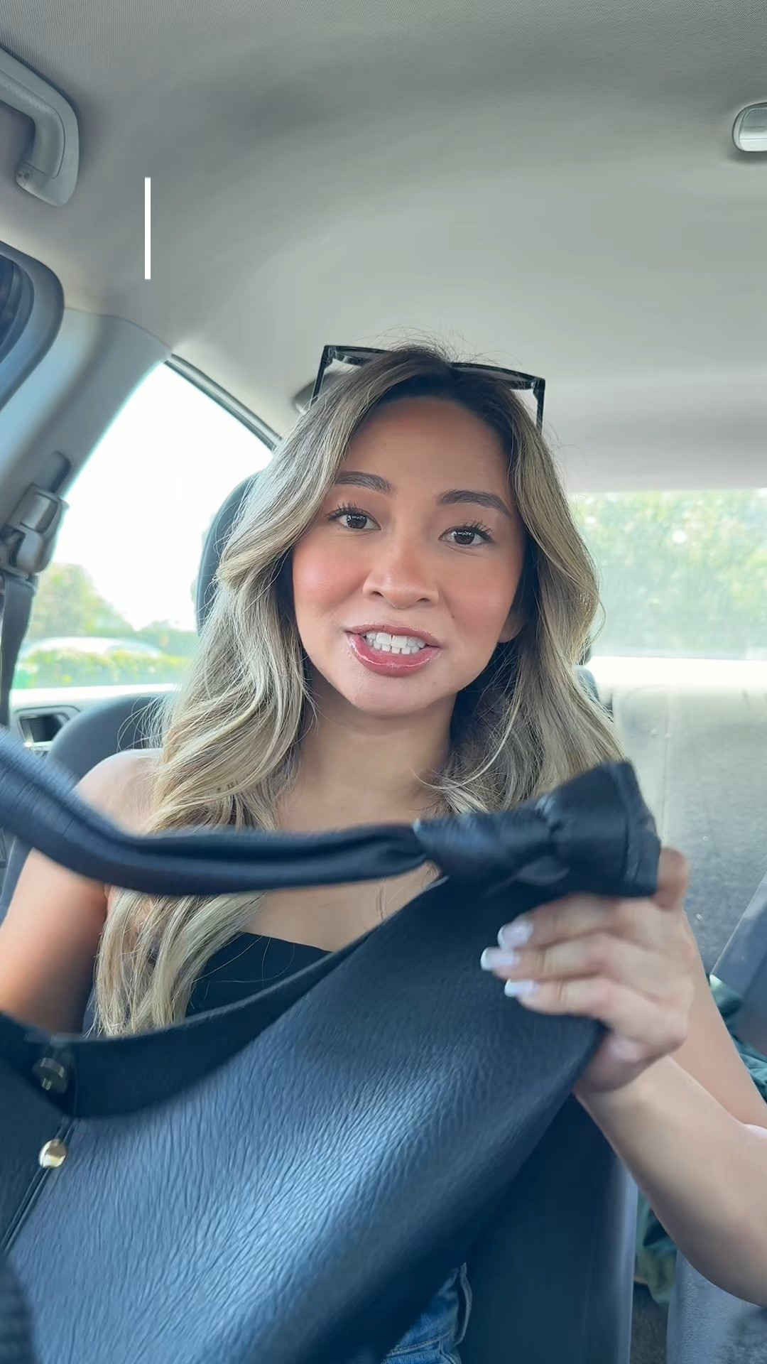 What’s in my purse 👛 